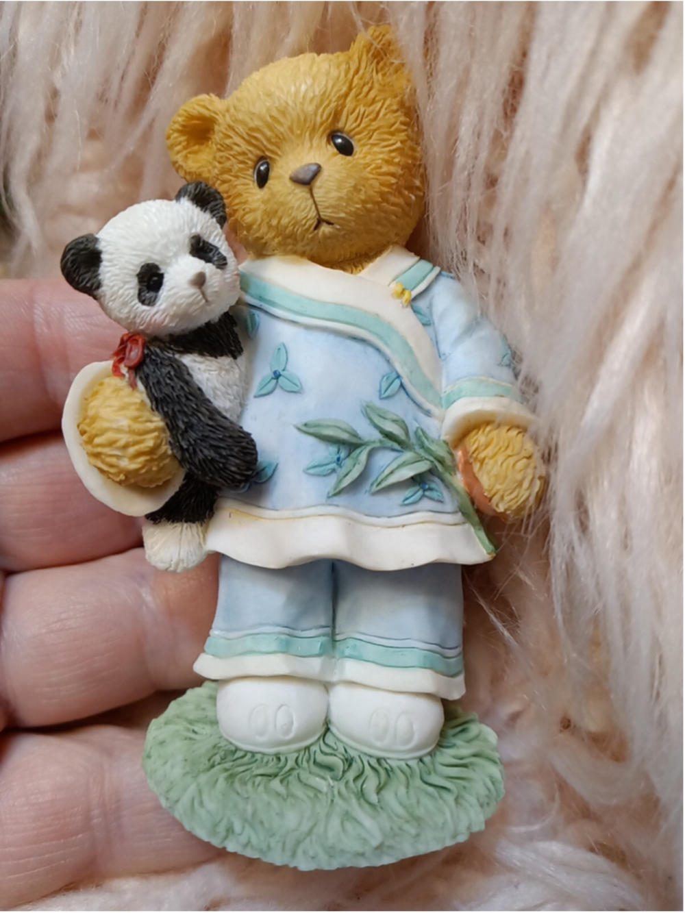 “Lian, Our Friendship Spans Many Miles” 96’ Cherished Teddies bear Holding Panda